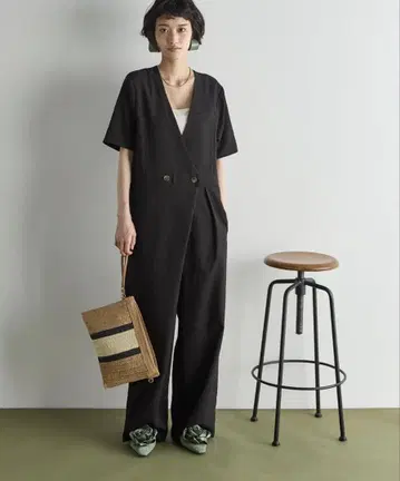 [택 포함 새상품] THE YOn 비대칭 랩 디자인 올인원