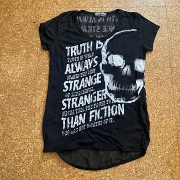 Knick Knack 스컬 프린트 티셔츠 블랙