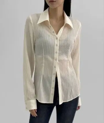 BLACKUP 엘소프 버튼 플리츠 블라우스