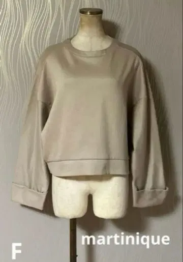 새상품 martinique 마르티니크 돌먼 슬리브 티셔츠