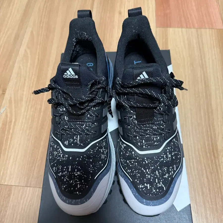 Adidas Ultraboost 5x #,#,# on Bunjang Global Site.