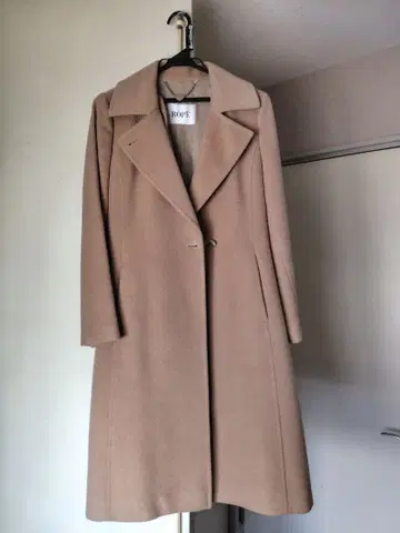 ROPE 베이지 롱 코트