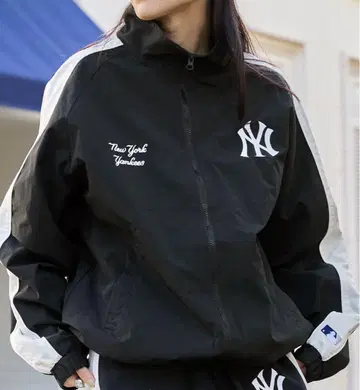 New York Yankees 나일론 자켓 블랙