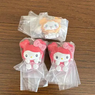 TWICE 산리오 콜라보 캡슐 토이 3개 세트