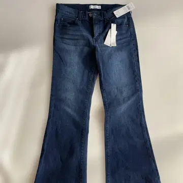 CECIL McBEE 다크 블루 부츠컷 데님