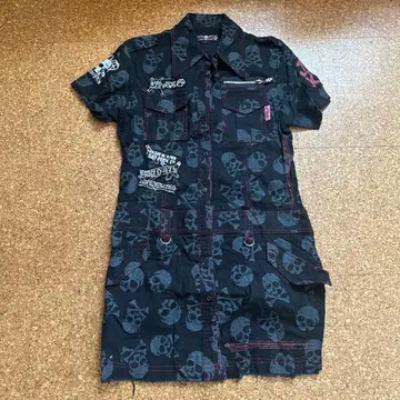 MAD PUNKS L 사이즈