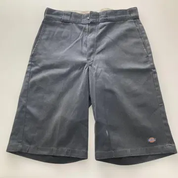 Dickies 다크 그레이 숏팬츠