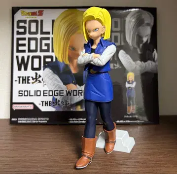 드래곤볼 18호 피규어 RR마크 포함