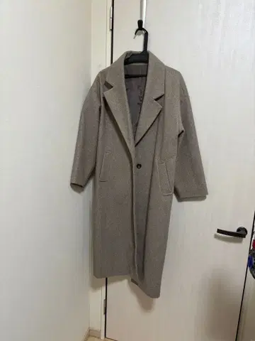 그레이 롱 코트