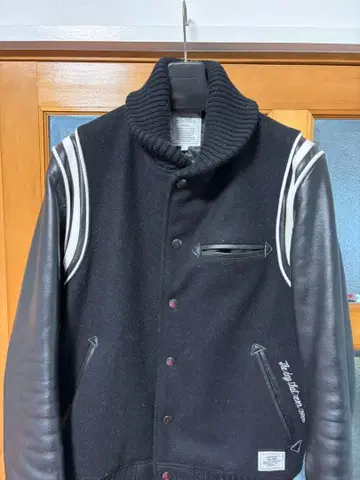 울 가죽 바시티 자켓 블랙