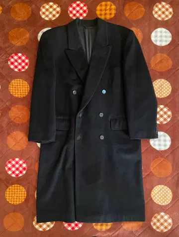 울 캐시미어 체스터 코트 ehrejeuness