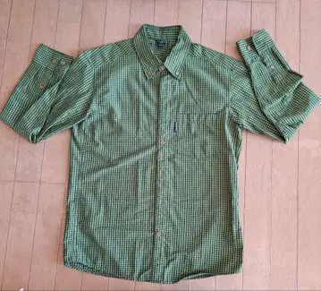 그린 컬러 체크 무늬 긴팔 셔츠