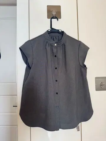 UNITED TOKYO 블라우스 그레이