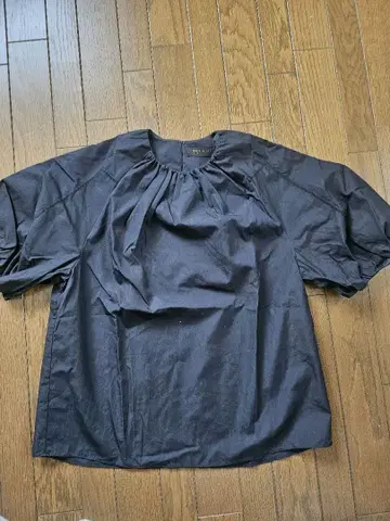 TOMORROWLAND 블랙 셔츠 반팔