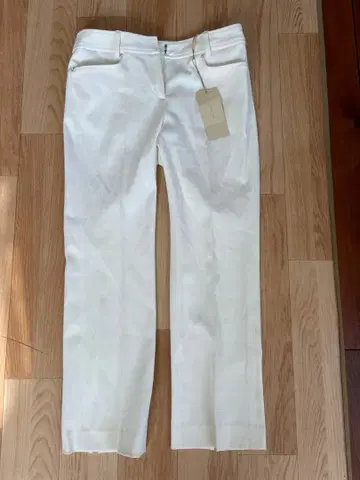 바닐라 컨퓨전 화이트 팬츠 M 사이즈 택 포함 새상품