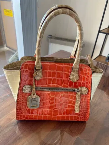 JACONO 크로커다일풍 핸드백