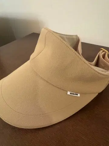 ESQUISE 베이지 바이저
