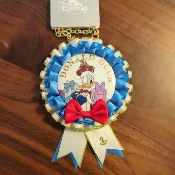 도널드 덕 로제트 캔뱃지 참