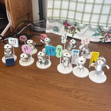 일하는 고양이 미니 피규어 컬렉션