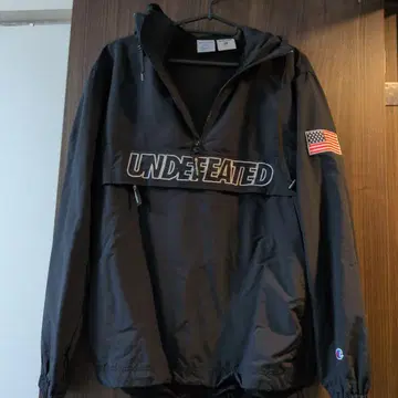 UNDEFEATED 블랙 풀오버 자켓