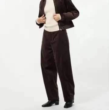 유니클로 코듀로이 커브 팬츠