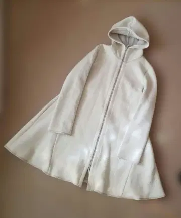 Lover's Birthday 후드 부착 롱 코트 사이즈 38