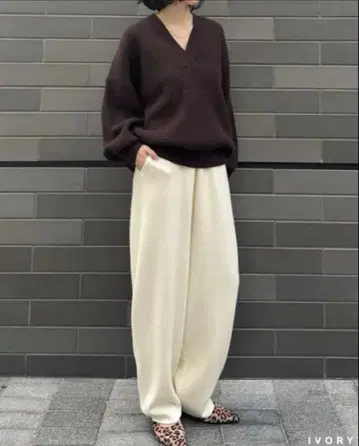 re:edit 니트 커브 레그 팬츠 아이보리 M 새상품