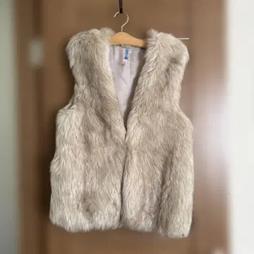 베이지 퍼 베스트