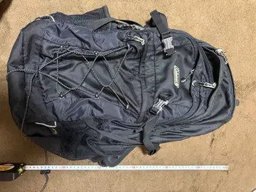 블랙 백팩 메쉬 포켓 부착