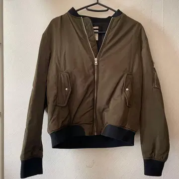 ZARA 올리브 MA-1 스타일 자켓