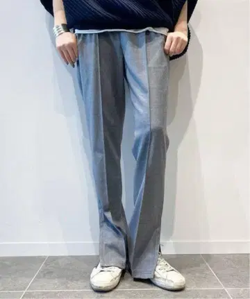 새상품급 AP STUDIO SCENTOF W/P 트랙 팬츠