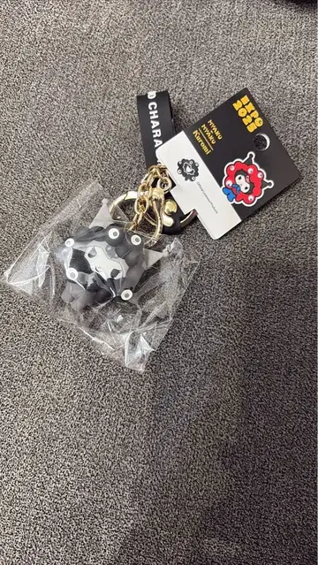 쿠로미 오사카 만박 산리오 블랙 미야쿠미야쿠 코스튬 키링