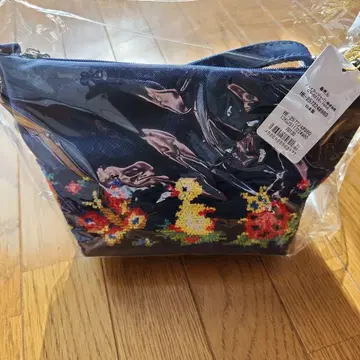 [ 새상품 ] 페이 숄더백