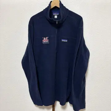 patagonia 네이비 플리스 하프 지퍼 파타고니아 기업 로고