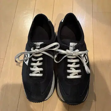 NO NAME 블랙 스니커즈