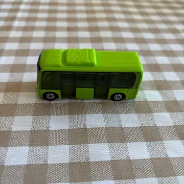 녹색 미니 버스 1/64 스케일