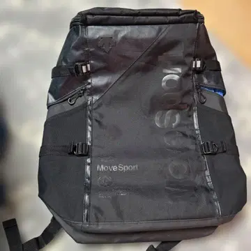 MoveSport 블랙 백팩