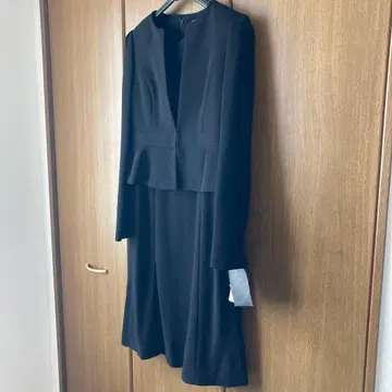 블랙 원피스 수트 (자켓 포함)