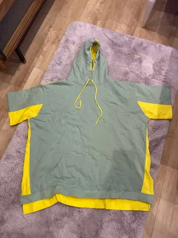 VOGUE 빅 실루엣 반팔 후드티