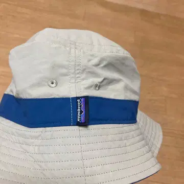 파타고니아 버킷햇 베이지/파랑