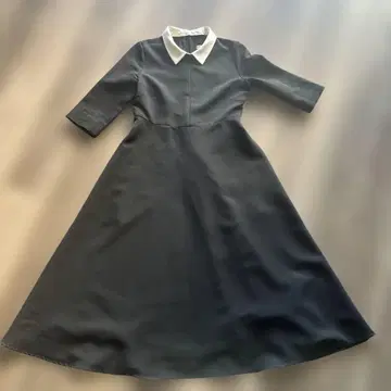 ST.ROONEY 카라 부착 블랙 원피스