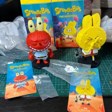 LABUBU 더 몬스터즈 스펀지 밥 POPMART 2점