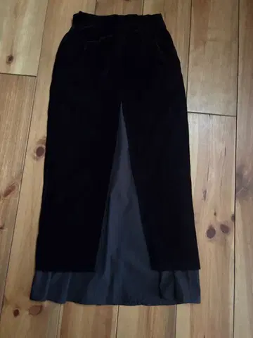 &g'aime 블랙 벨벳 타이트 스커트