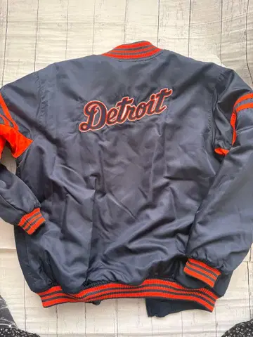 Detroit 바시티 자켓 네이비/오렌지