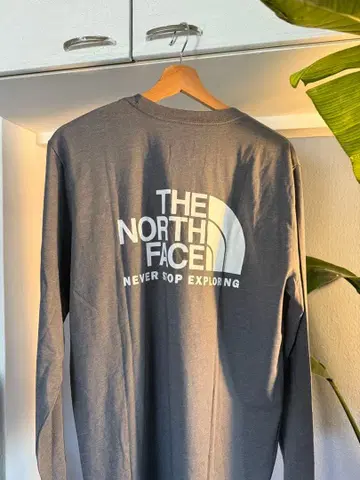[ 새상품 일본 미발매 ] THE NORTH FACE 롱 슬리브 티셔츠
