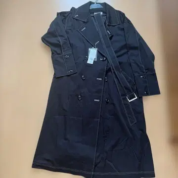 블랙 트렌치코트 더블 브레스트