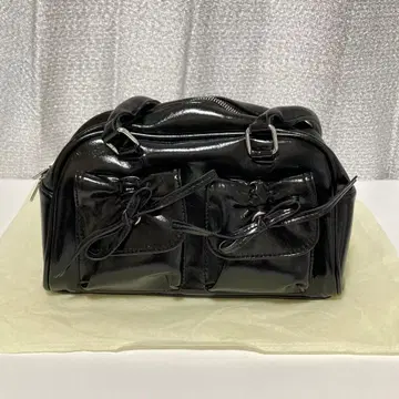 [ 미사용 ] 핸드백 블랙 포켓 부착