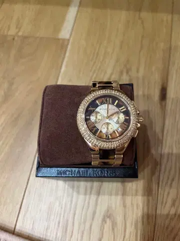 Michael Kors 골드/블랙 시계