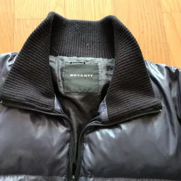 BOYCOTT 네이비 다운 자켓