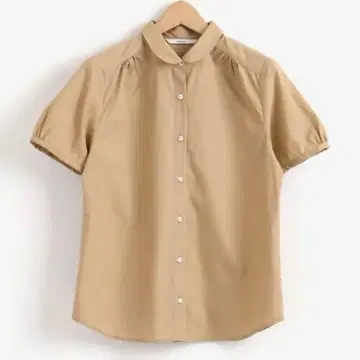 프렌치 블루 스테디셀러 반팔 블라우스 베이지